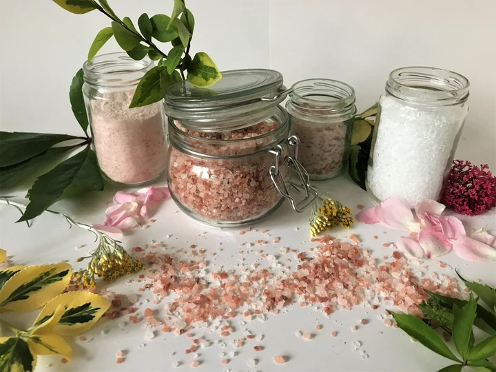 BathSalts1a_c4bfc48c-91a1-4c5f-a8a7-f0c611de50e5_720x