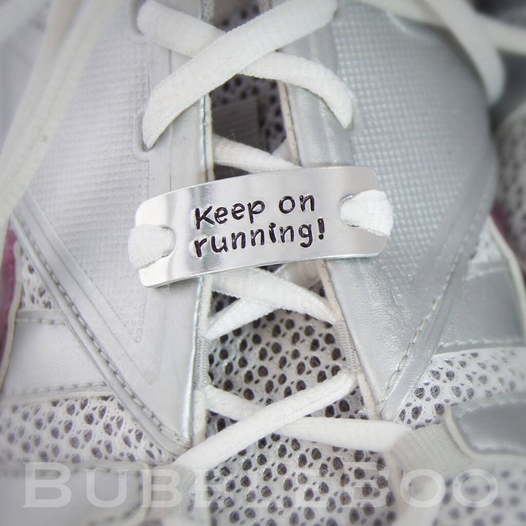 original_personalised-large-trainer-tags-pair-runner-gift (1)