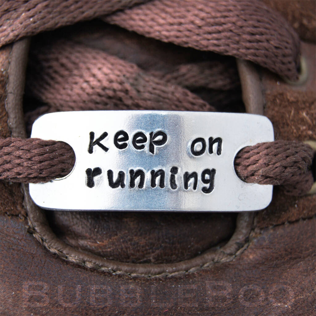 original_personalised-large-trainer-tags-pair-runner-gift (3)
